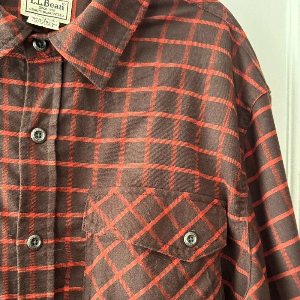 L.L. Bean Men's Casual Red Checkered Shirt Size XL - Picture 4 of 9